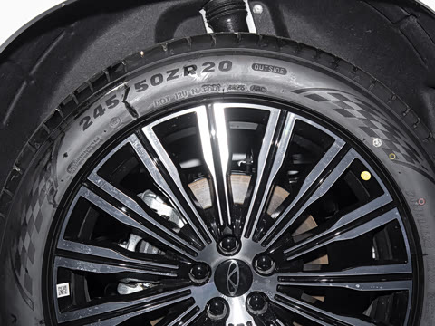 2027�� 2.0T ˫�������������