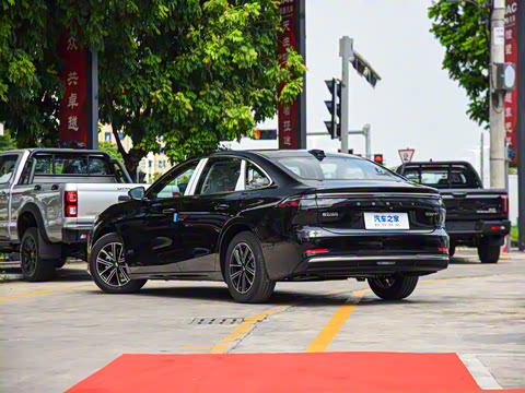 2025�� EM-i 70km ̽����