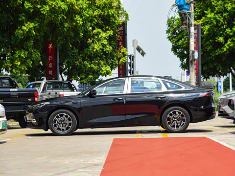 2025�� EM-i 70km ̽����