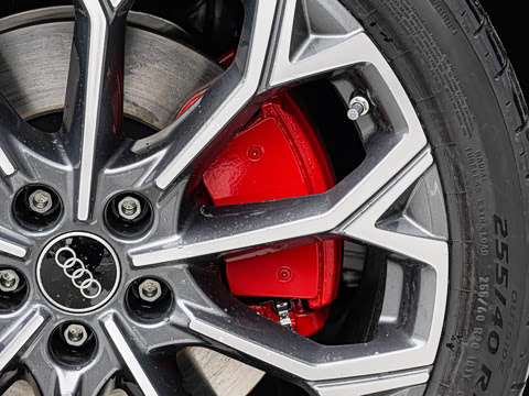 2026�� 2.0T �߹��� �˶���