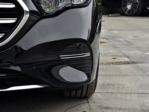 2026�� E 260 L 4MATIC