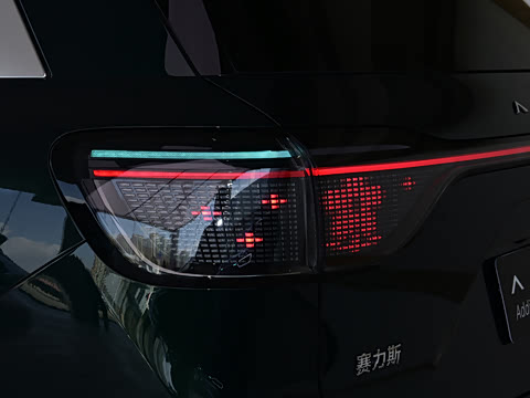 2025�� ���� Max�� 52kWh 6���棨896�߼����״