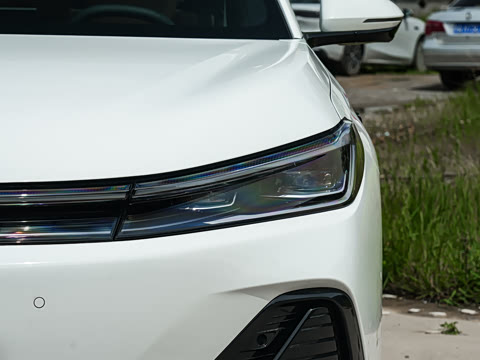 2026�� EM-i 235km ̽��+��