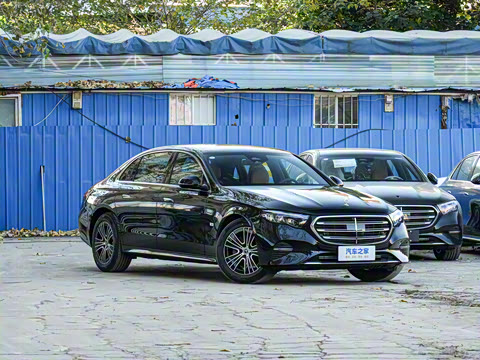 2026�� E 260 L �����