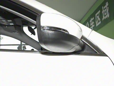 2024�� EcoBoost 245 ����ҫ����