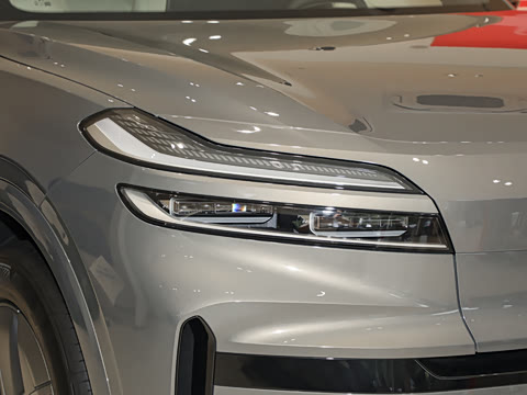 2025�� Pro ������