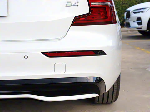 2026�� B4 ��Զ�˶���