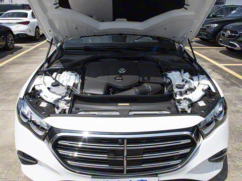 2025�� �Ŀ� E 260 L