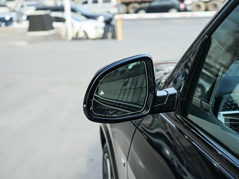 2026�� xDrive 40Li ������M�˶���ҹ��װ