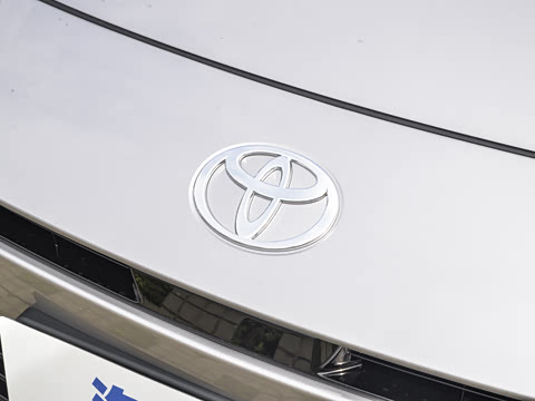 2026�� 2.0S �˶���