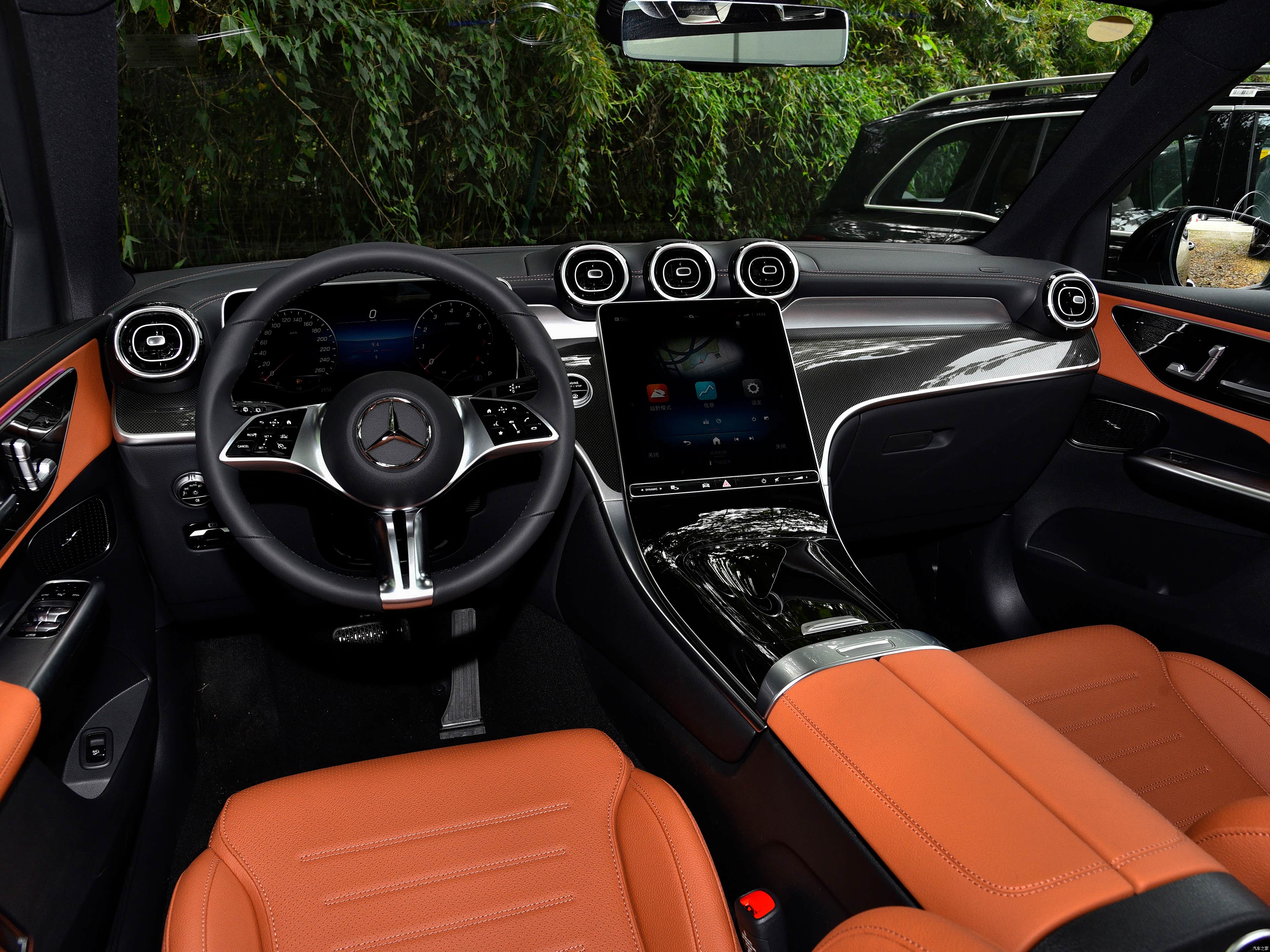 Mercedes-Benz GLC, миниатюра 15