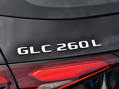 2026�� �Ŀ� GLC 260 L 4MATIC �����