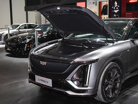 2025�� LYRIQ-V