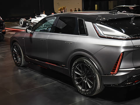 2025�� LYRIQ-V