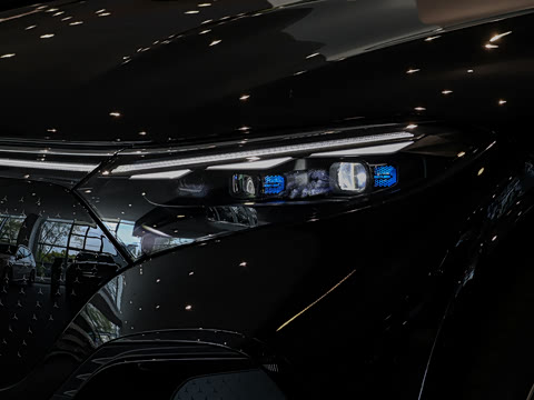 2025�� 500 4MATIC