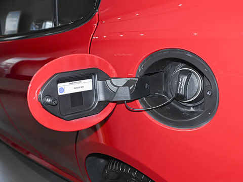 2026�� 2.0T 280HP VELOCE ������