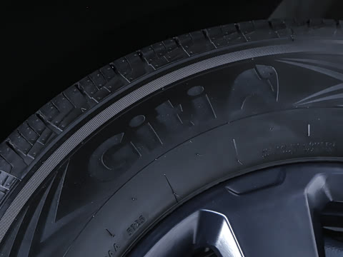 2025�� 210KM ����Ǭ��Ultra+��