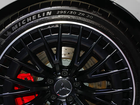 2026�� AMG CLE 53 4MATIC+ ������ܳ�