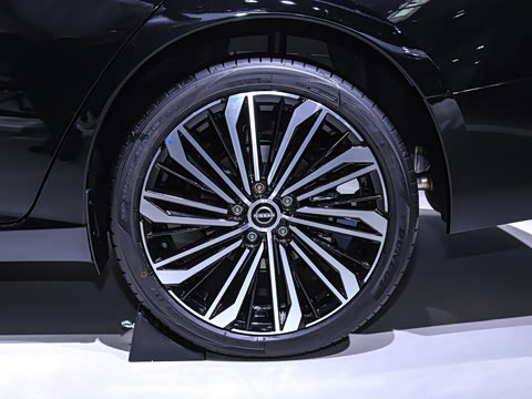 2026�� �������� 2.0T S380��ʦ��