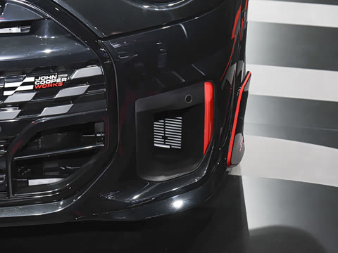 2025�� JOHN COOPER WORKS