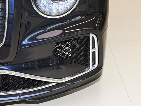 2026�� 4.0T V8 ��׼��