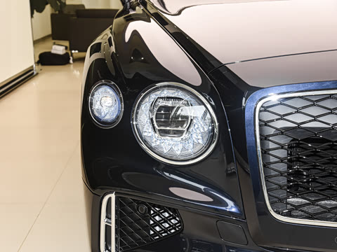 2026�� 4.0T V8 ��׼��