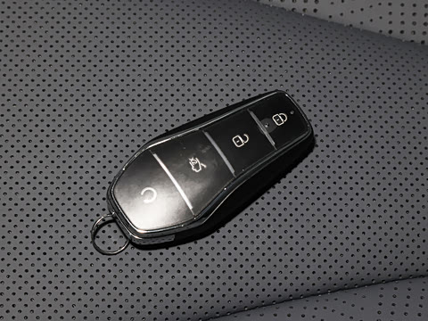 2027�� EV 630KM������