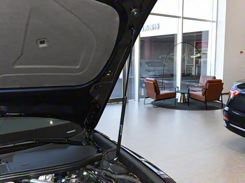 2025�� allroad quattro 55 TFSI ��̽�ռ�