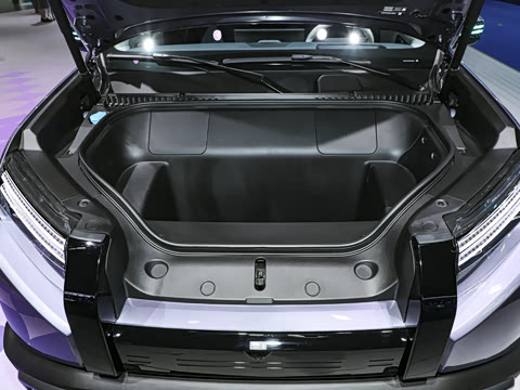 2026�� 565KM ���������