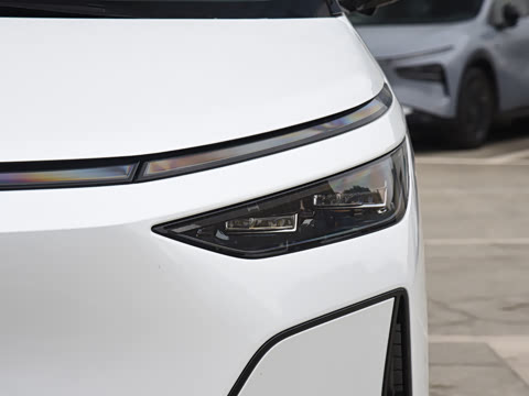 2026�� ���� 750 Ultra