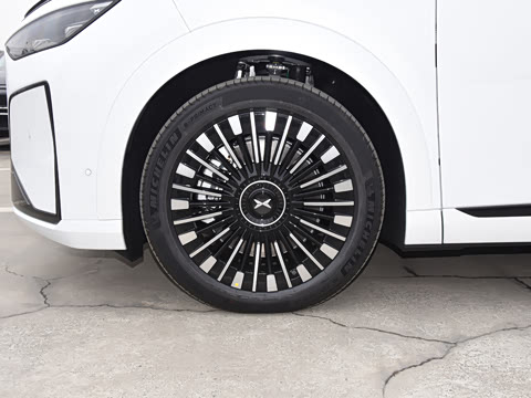 2026�� ���� 750 Ultra