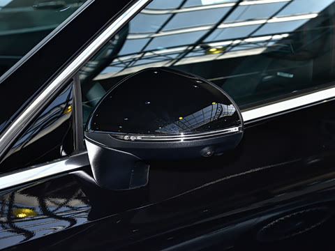 2026�� AMG CLE 53 4MATIC+ ������ܳ�