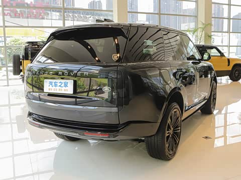 2026�� 3.0 L6 360PS SE�����