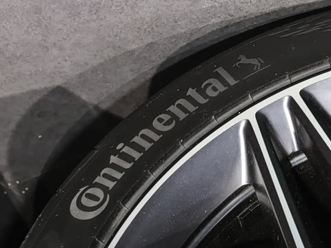 2026�� S ������ 245kW