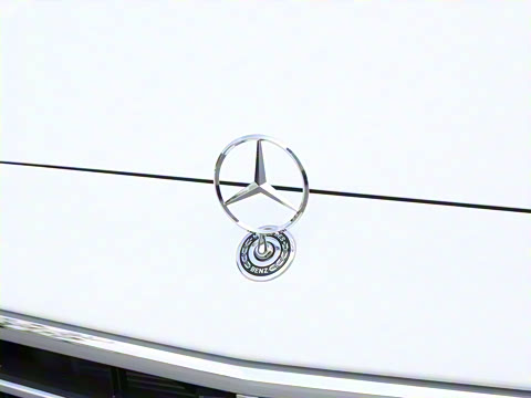 2025�� �Ŀ� C 260 L