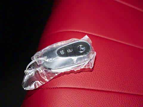 2025�� CLE 300 4MATIC �����ͽ��ܳ�