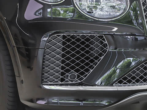 2026�� 4.0T V8 ������վ���
