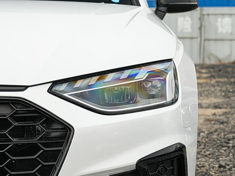2026�� 200���������� 40 TFSI ����������