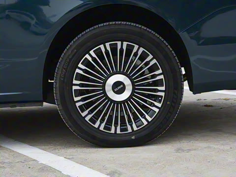 2026�� ���̰� 230�콢�� 7��