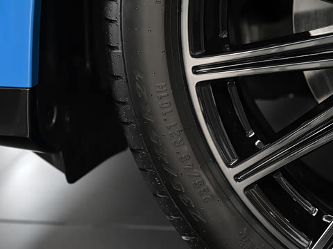 2026�� ����� 400 L 4MATIC