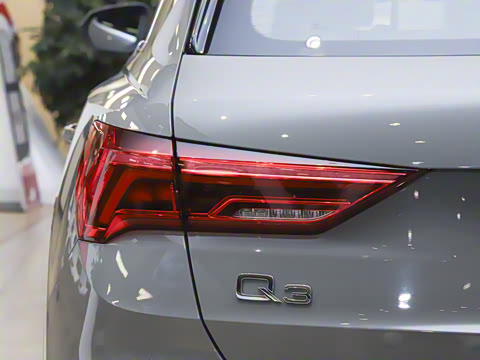 2026�� quattro 45�����ذ� 35TFSI ʱ�ж�����