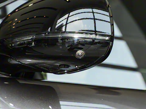 2025�� 3.0 L6 400PS �䷶�ӳ���