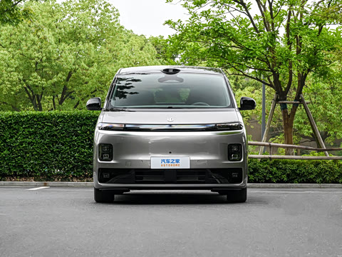 2026�� ���� 700�콢��