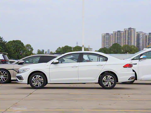 2025�� �Ŀ� 280TSI DSG���а�