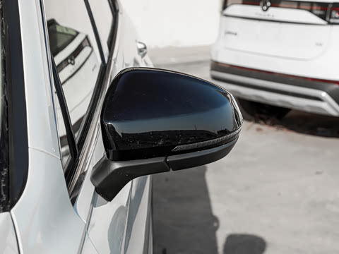 2026�� ���ڿ� 300TSI �Զ��������ڰ�