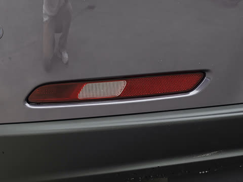 2027�� 660������