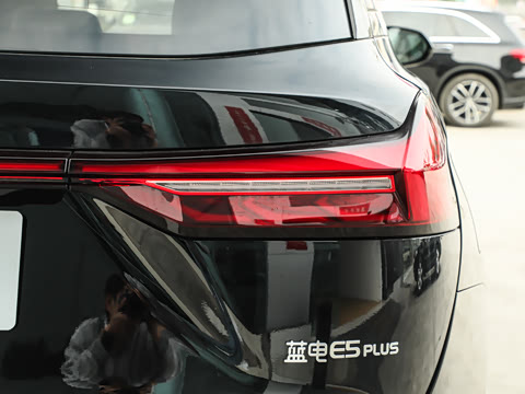 2026�� 230km ���������� Ultra 7��