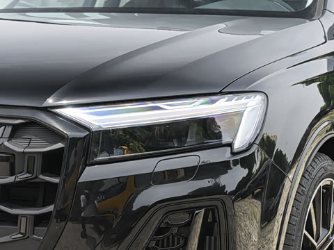 2026�� 55 TFSI quattro S line����ʿ��