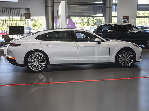 2024�� Panamera 4 �����ӳ��� 2.9T