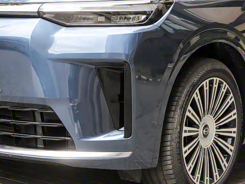 2025�� Ǭ�� UItra 6��